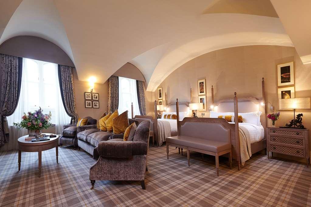 Dromoland Castle Hotel Newmarket-on-Fergus Room photo